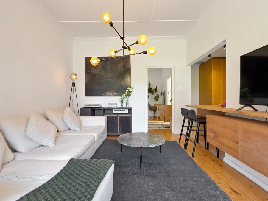 1 Bedroom Property for Sale in Sea Point Western Cape